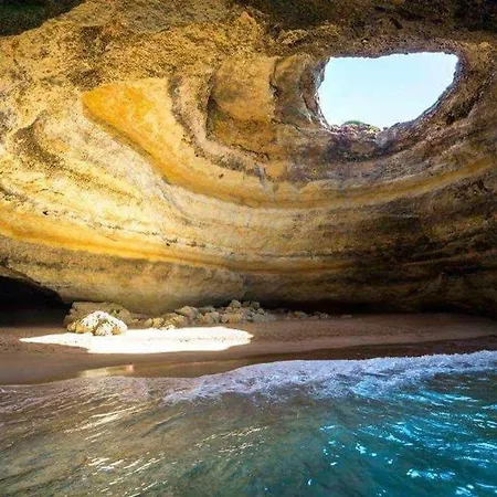 Chez Downtown Charm - Your Seaside Dream! 펜션